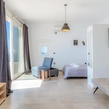 Theasea Apartment *